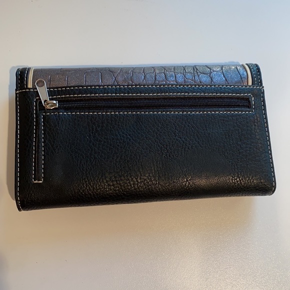 Western Cowgirl Wallet Billfold Leather Cross Turquoise Black Credit Card Holder - Picture 2 of 7